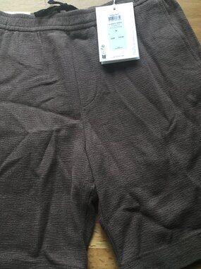 NWT Selected 100% cotton longer length shorts drawstring at waist 9" inseam